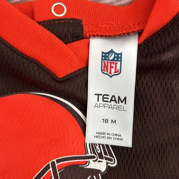 NFL Cleveland browns baby girl outfit size 18 months - Picture 3 of 8